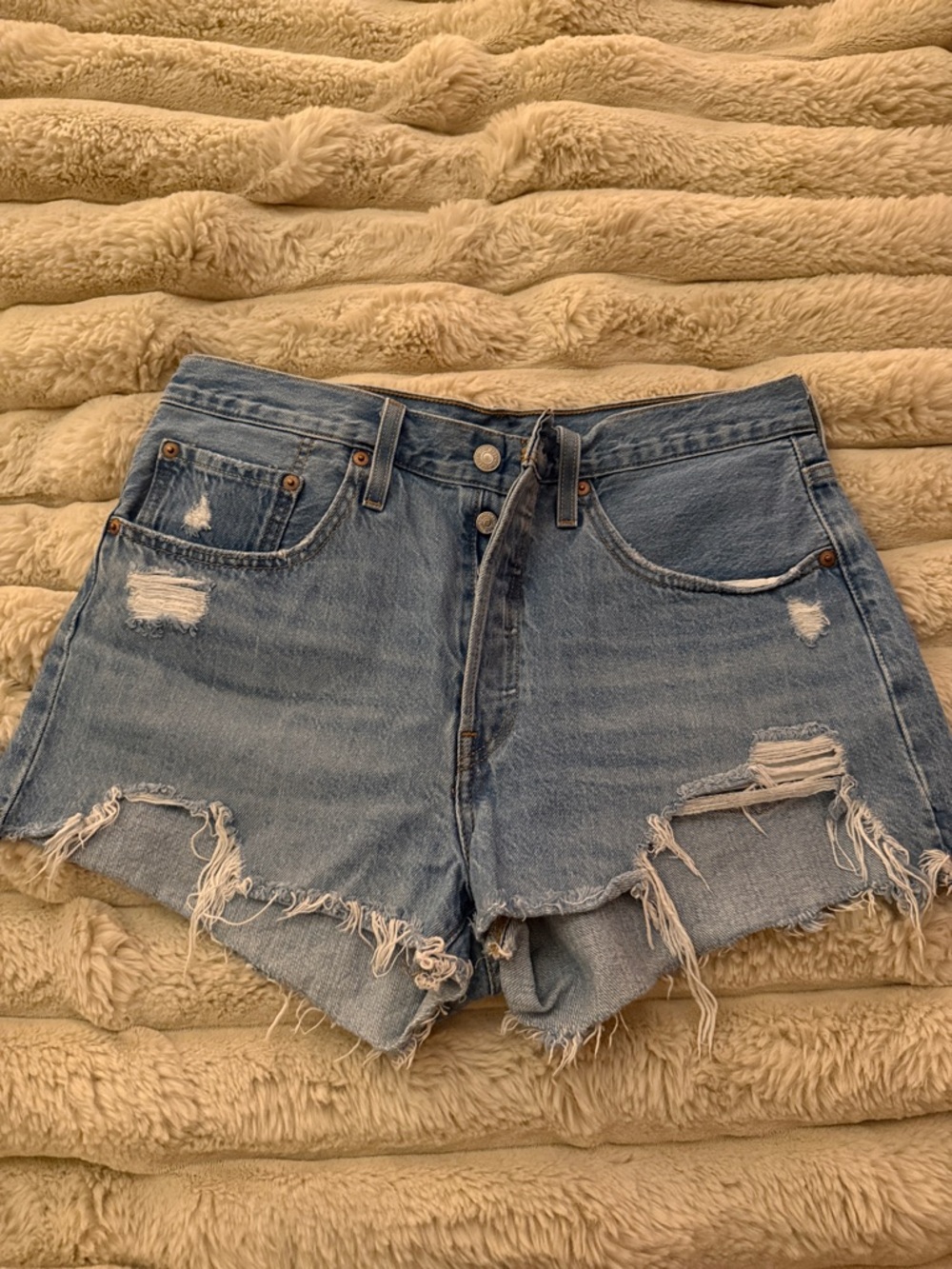 Women’s Levi’s Shorts